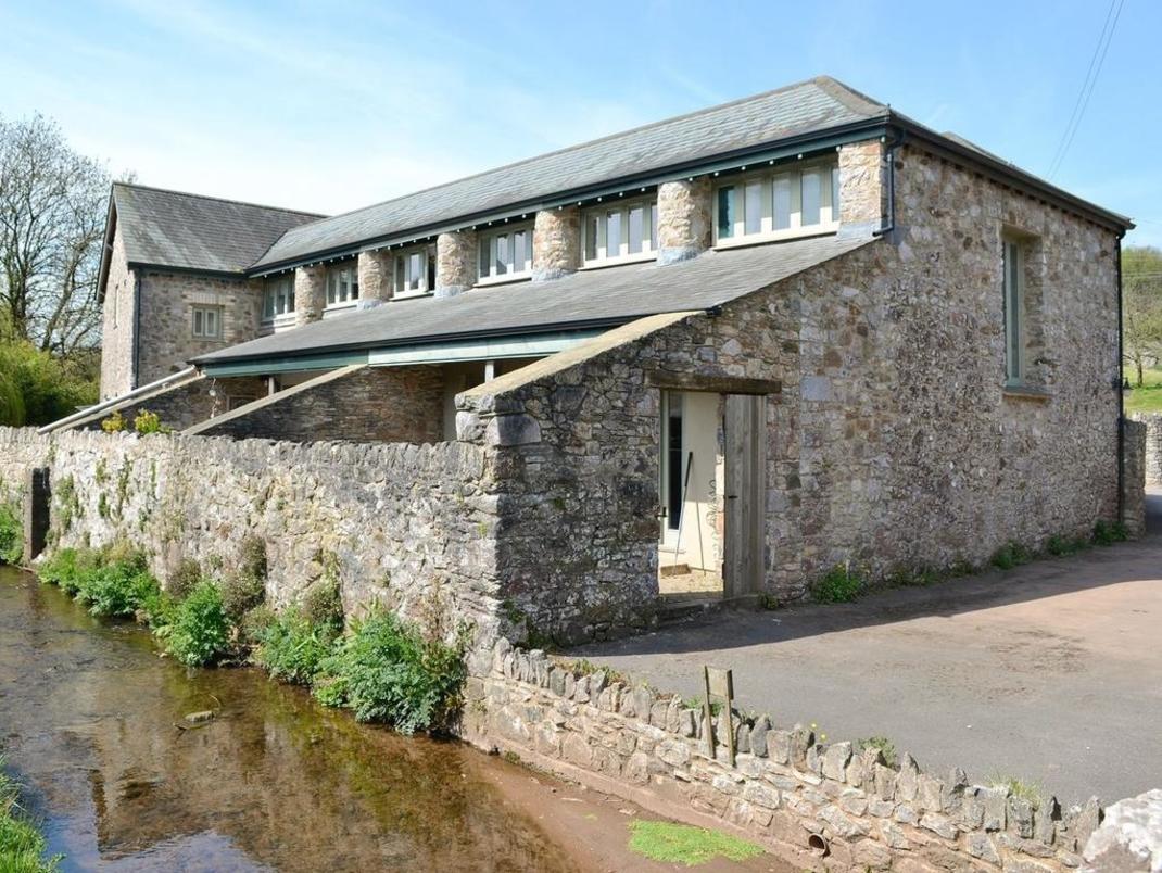 布瑞紫乡村别墅（Bridge Cottage）预订指南与深度评测